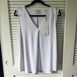 Elie Tahari White Sleeveless Top